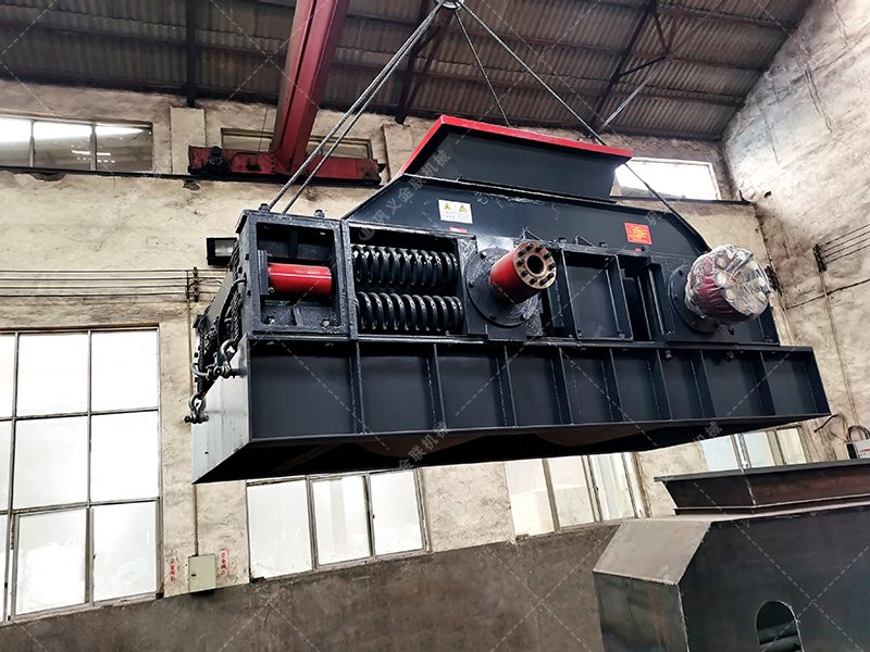 1200x800大型對輥制砂機-對輥破碎機發貨圖片