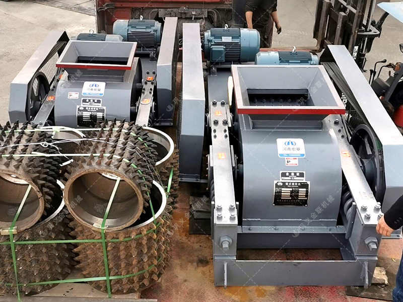 炭渣塊破碎選用雙齒輥破碎機,其工作原理及優勢有哪些? 炭渣塊破碎選用雙齒輥破碎機,其工作原理及優勢有哪些?