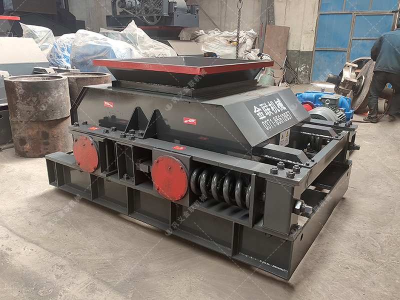 石灰石破碎生產線配雙齒輥合適嗎？關鍵看這2個指標！